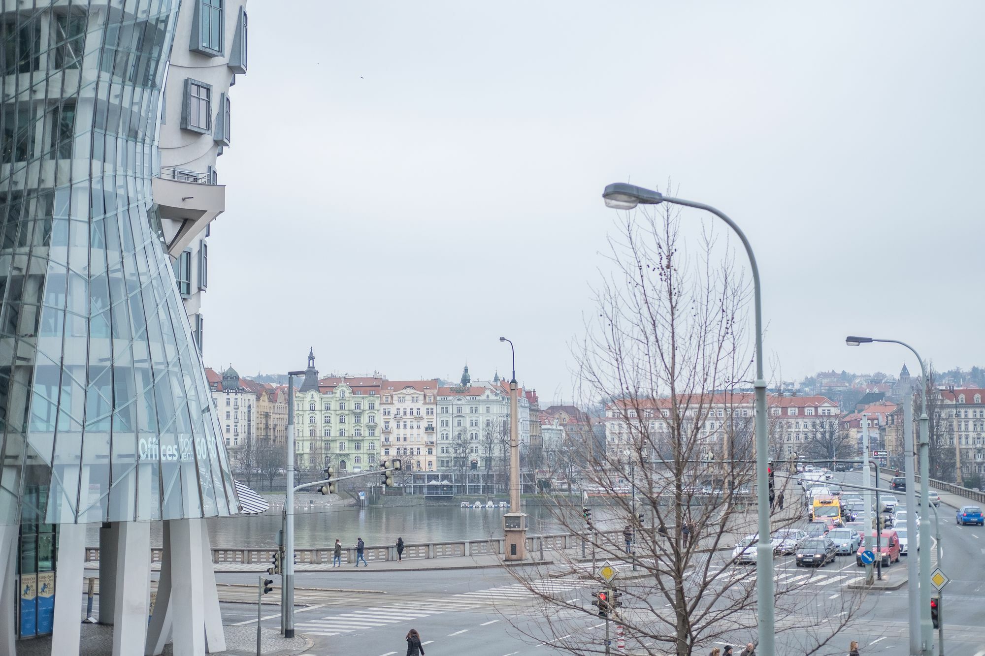 Resslova By The Dancing House Praga